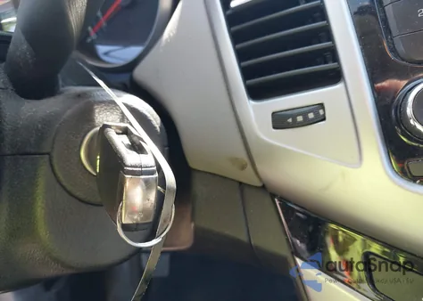 2015 Chevrolet Cruze Ls Manual z USA, uszkodzony, nr VIN 1G1PB5SH9F7118761